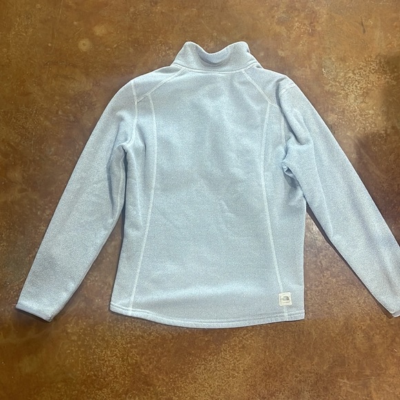 North Face Pullover - Picture 3 of 4